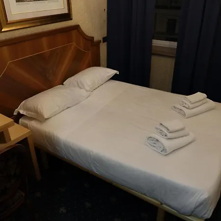 Best Rooms * Rom